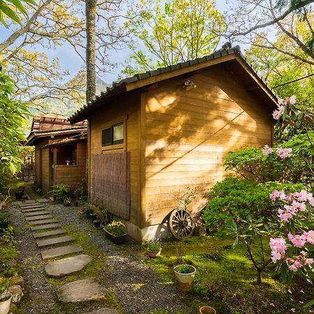 Yufuin Tsukahara Kogen Sanso Donguri Villa Exterior photo