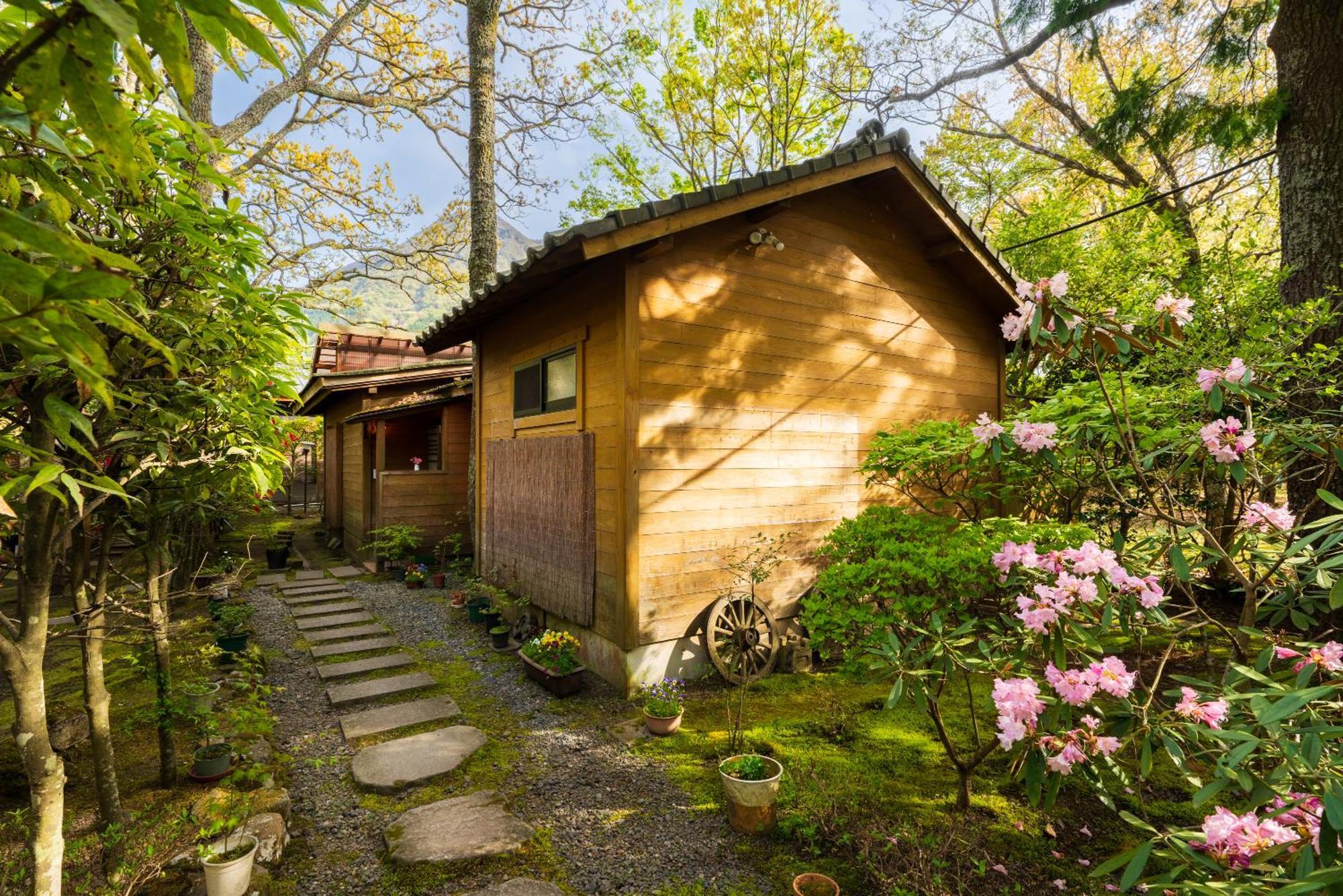 Yufuin Tsukahara Kogen Sanso Donguri Villa Exterior photo